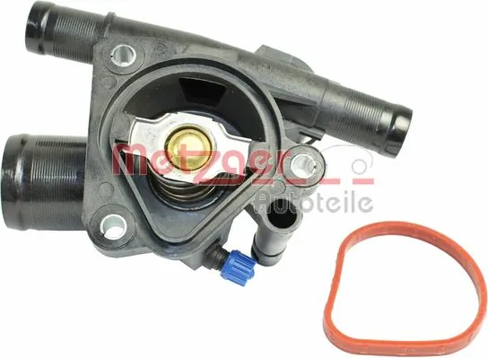 1106100Q0K Nissan/Infiniti Caja del termostato