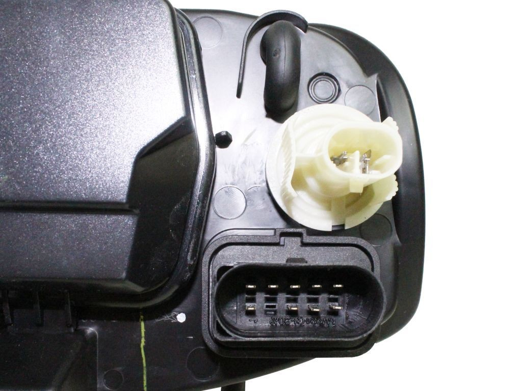 Faro delantero derecho Skoda SuperB I