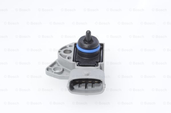 Sensor de presión de sobrealimentación 0261230110 Bosch