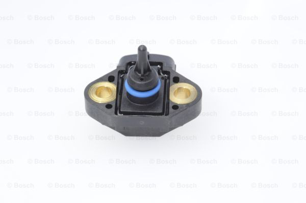 Sensor de la presión del combustible Bosch 0261230112
