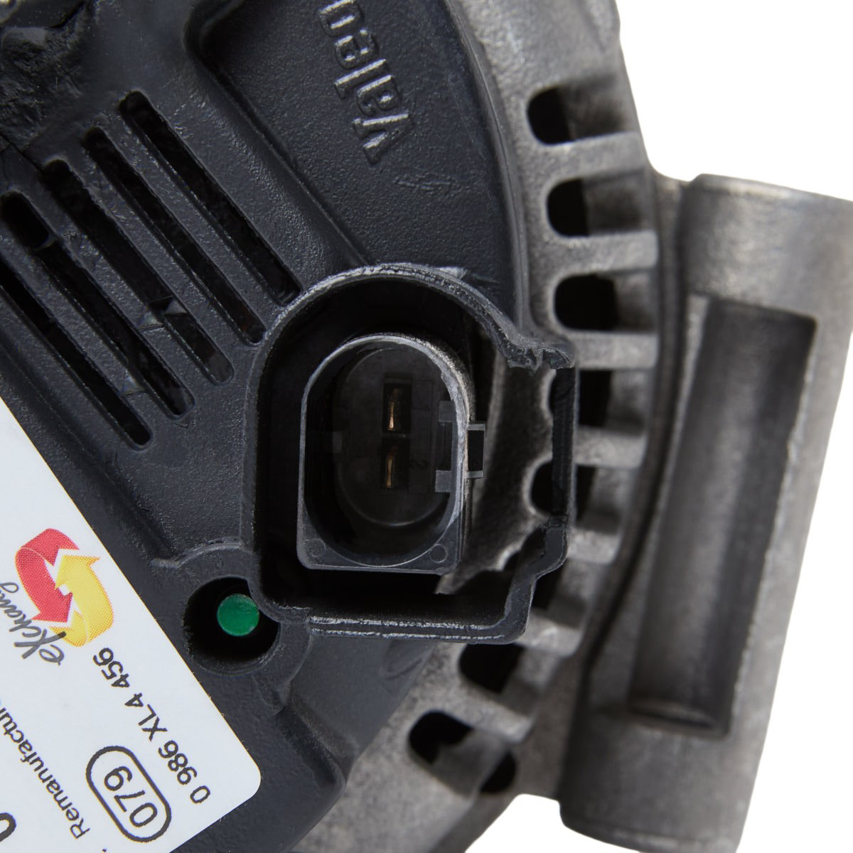 Alternador del motor Bosch 0986081910 precio, desde 271,45 EUR