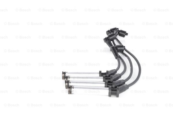0986357124 Bosch Cables de alta tensión, juego