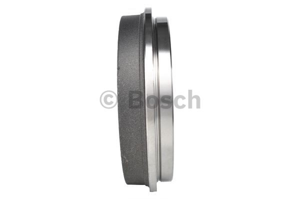 Tambor de freno trasero 0986477083 Bosch