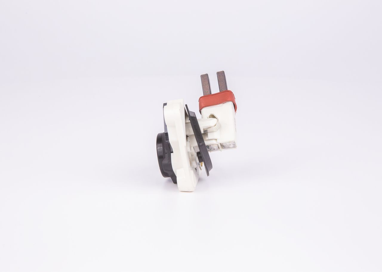 Regulador del voltaje Bosch 1987AN0215