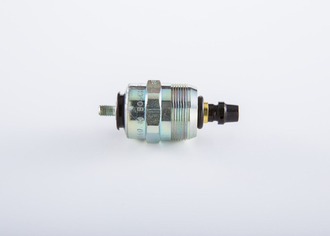 Válvula de corte de combustible de la bomba de inyección Bosch F002D13640 precio, desde 11,69 EUR