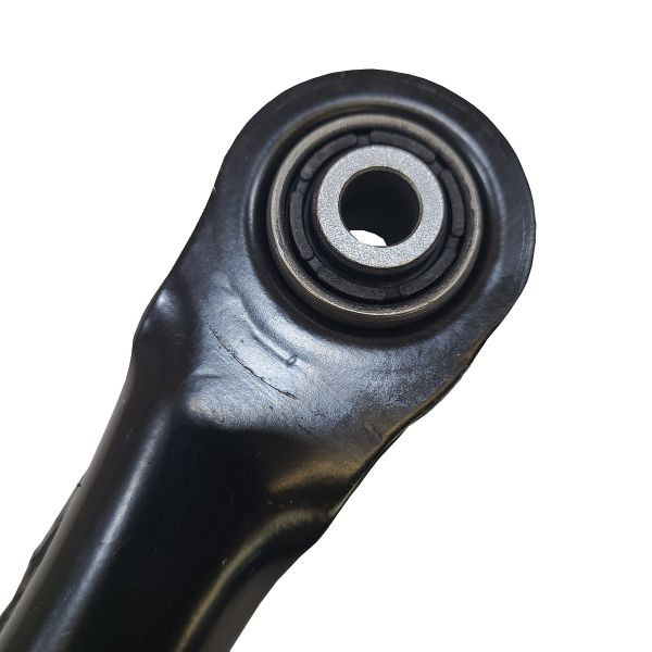 CQ0448 CTR Brazo superior de suspensión trasera izquierdo/derecho