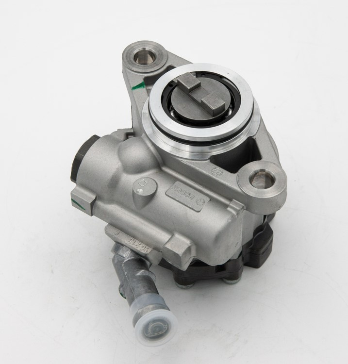 Comprar 504243641 Iveco Bomba servodireccion