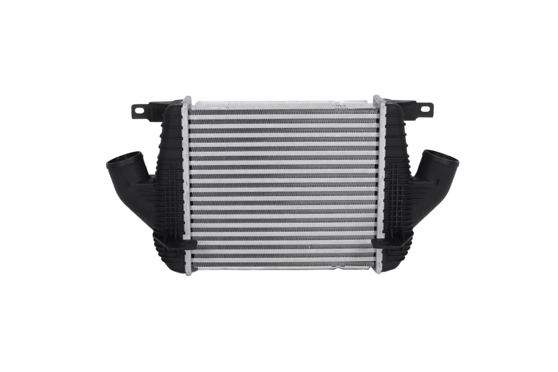  Intercooler Nissan Cabstar 
