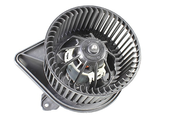Ventilador interior Nissan/Infiniti 2761400QAD