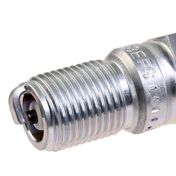 Bujías NGK 1049 precio, desde 3,13 EUR