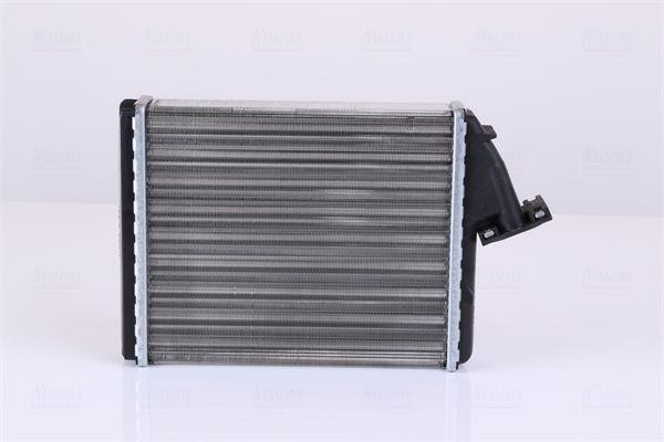 Radiador de calefacción Nissens 71130 precio, desde 25,25 EUR