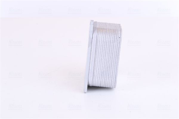 Comprar 90824 Nissens Radiador de aceite debajo del filtro
