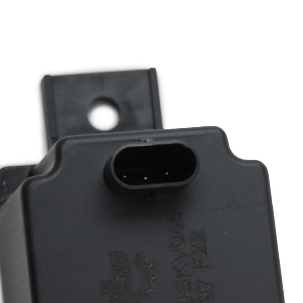 Convertidor de voltaje universal 59SKV045 SKV