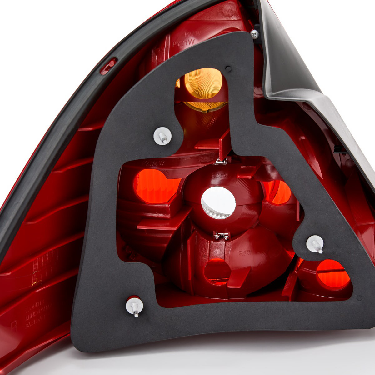 Comprar Piloto trasero derecho Ford Mondeo III B5Y