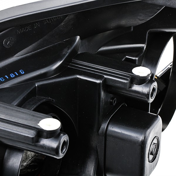 Comprar Faro derecho Opel Astra H L69