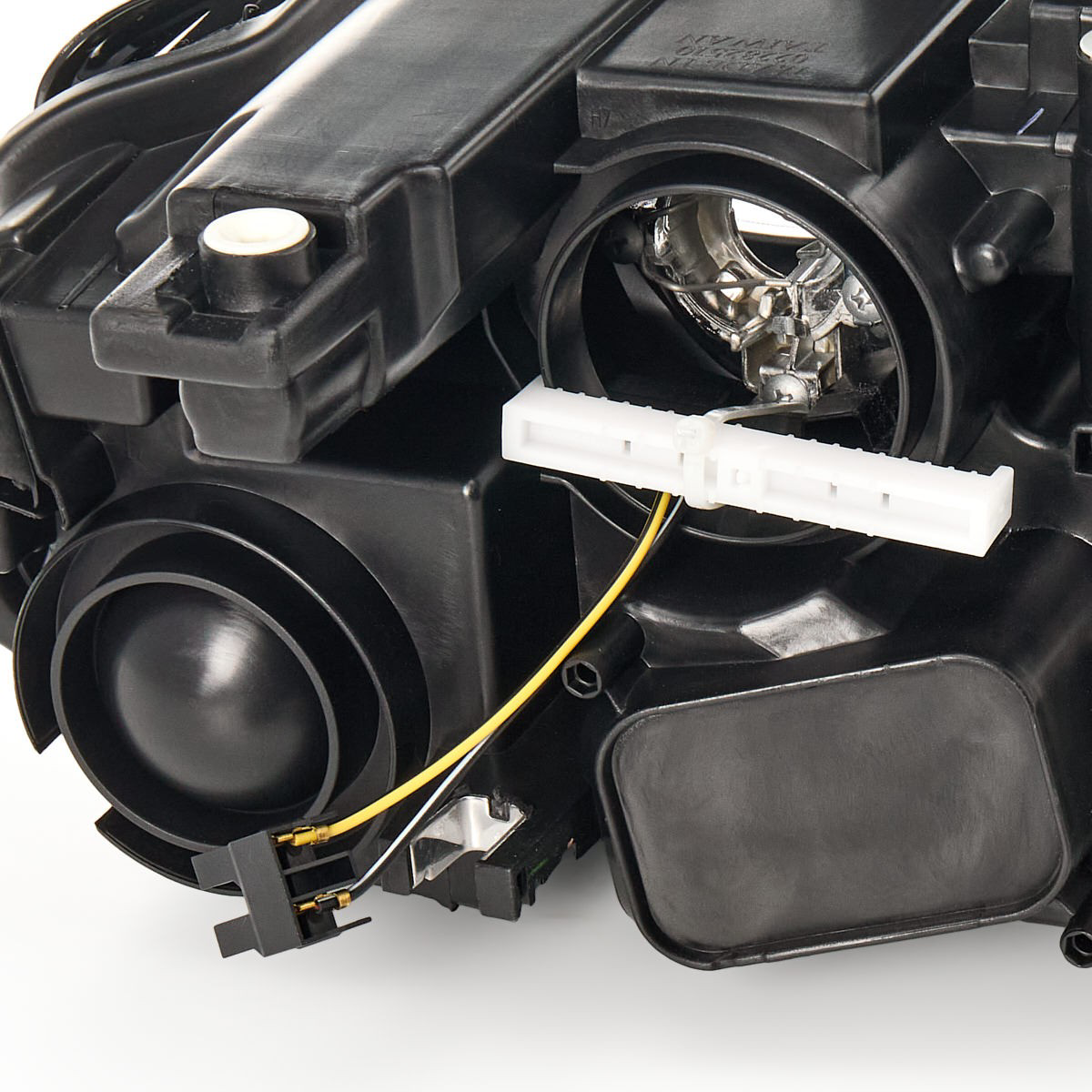 2011544062 TYC Faros