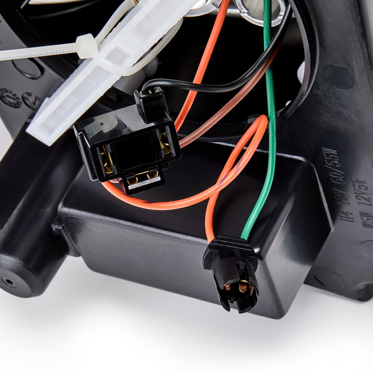 Comprar Faro derecho Ford Connect  TC7