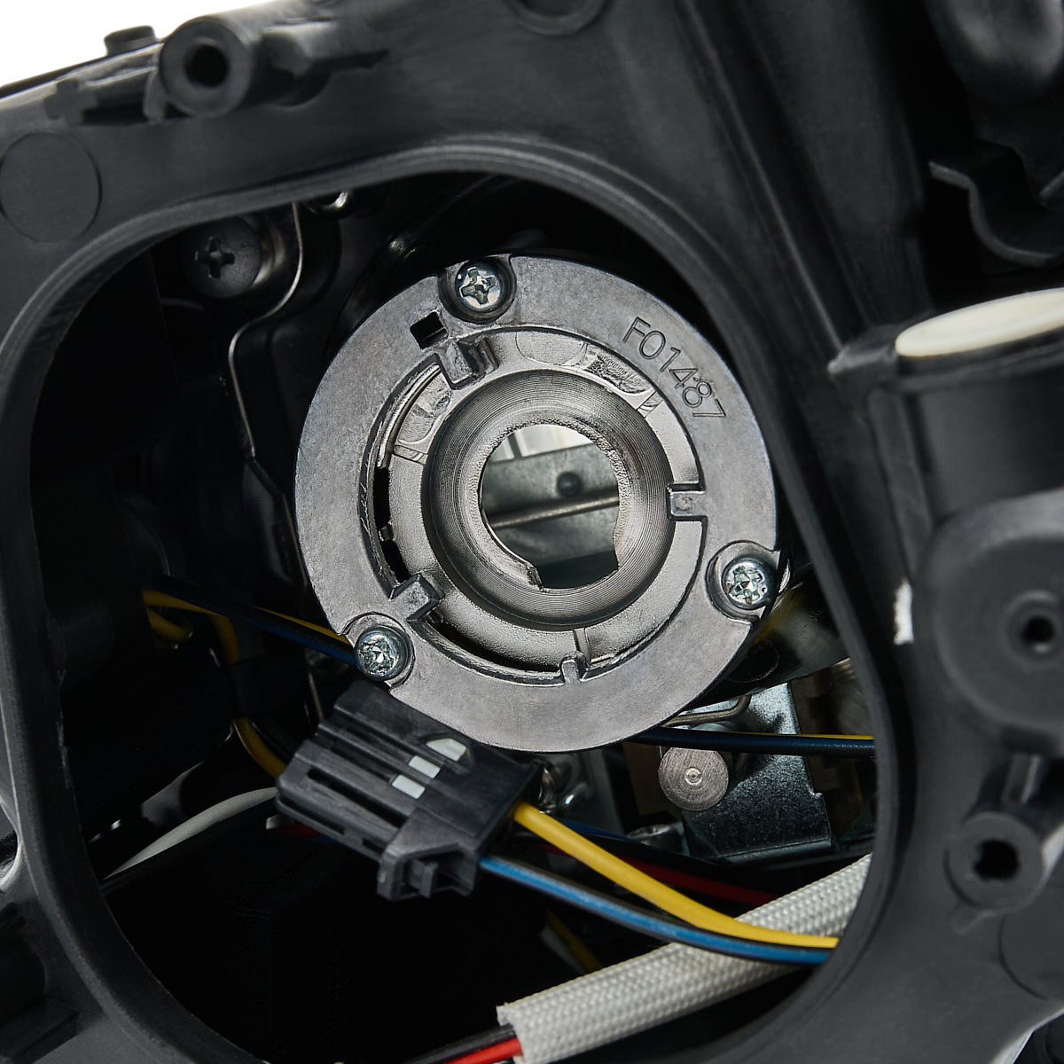 Faro derecho TYC 2015871062 precio, desde 415,62 EUR