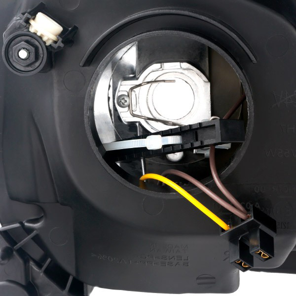206358052 TYC Faros