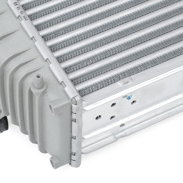 Intercooler 817653 VALEO