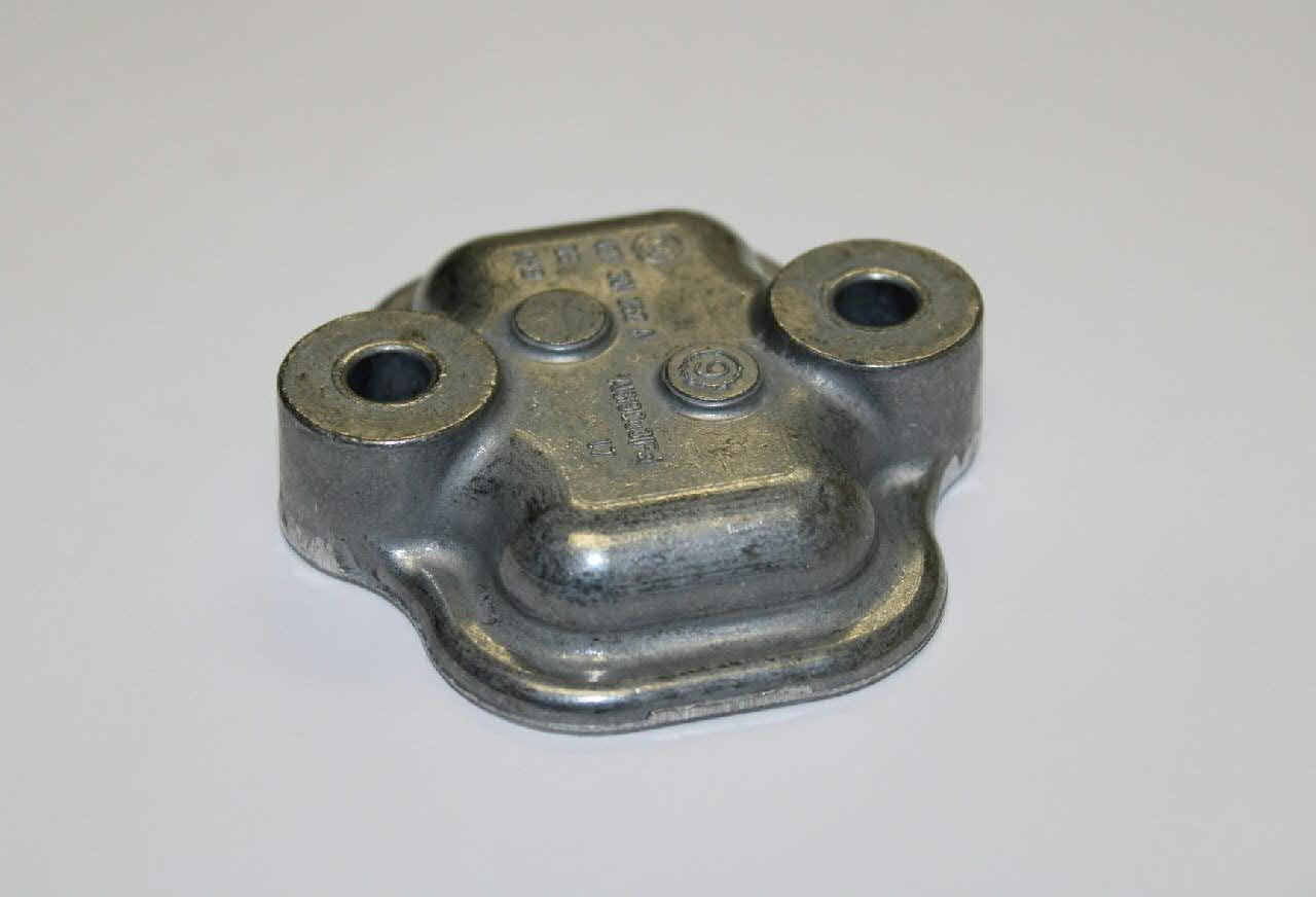 Tapa trasera de la caja de cambios VAG 02T301252A precio, desde 18,00 EUR