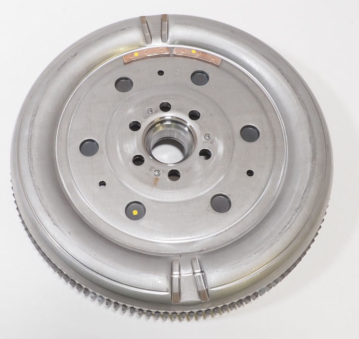 03C105266L VAG Volante de motor