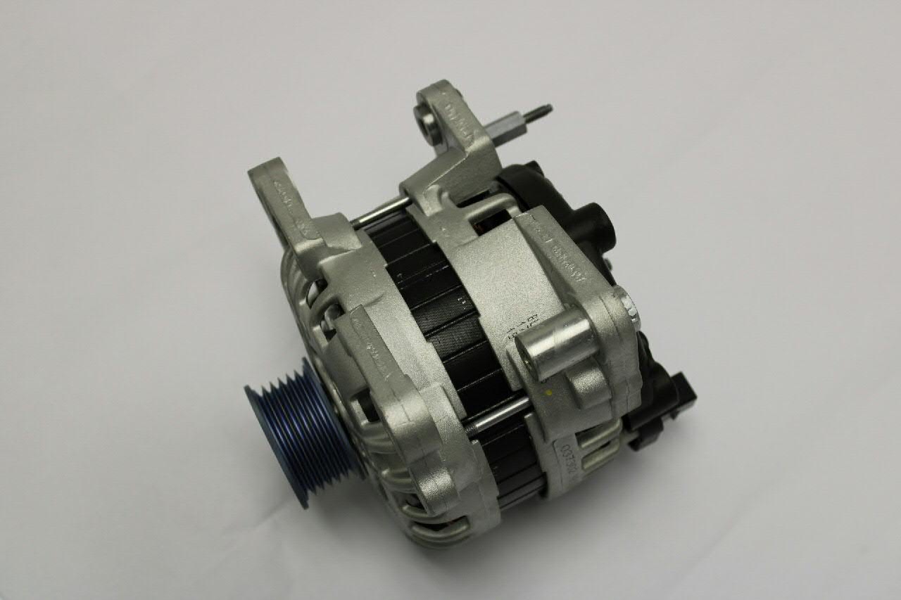 03C903024E VAG Alternador de coche