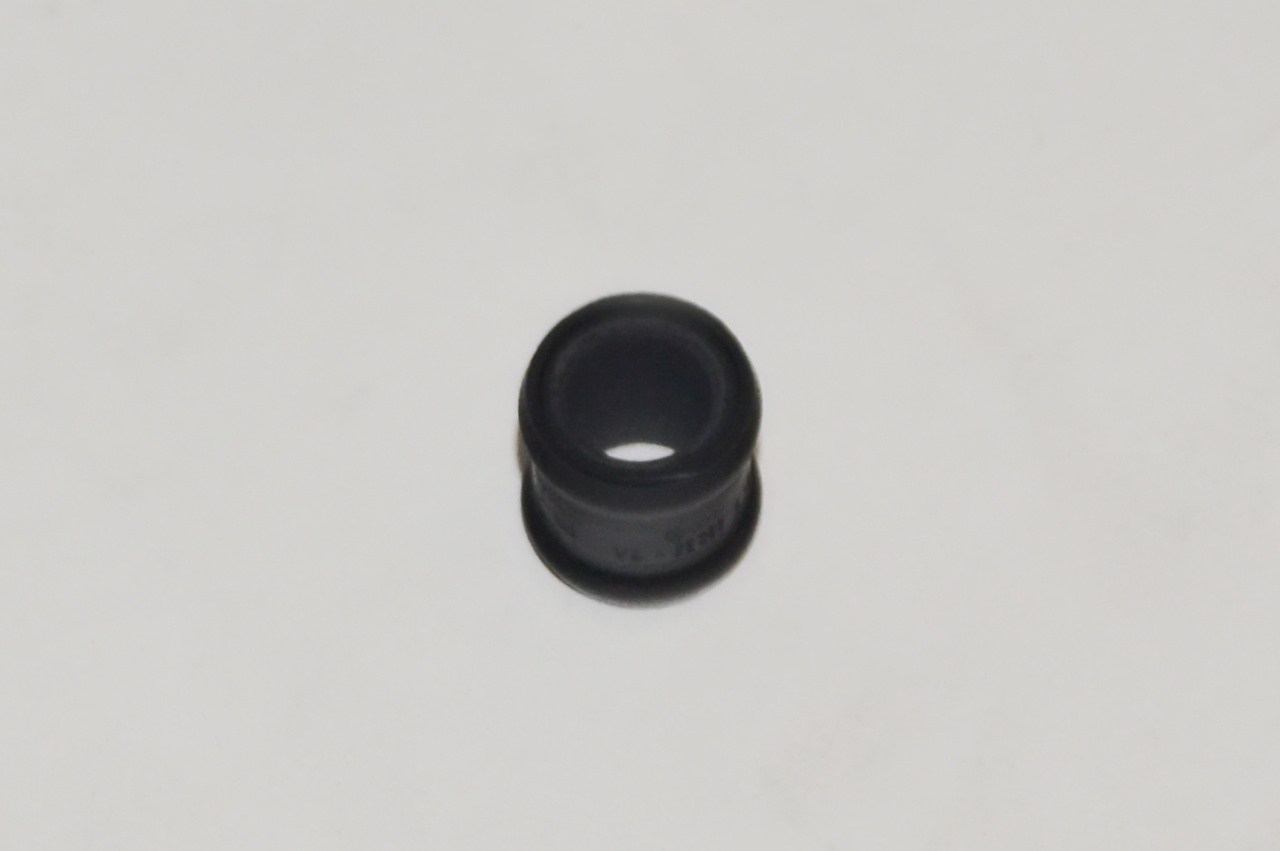 03F121215 VAG Manguera de retorno del enfriador de aceite