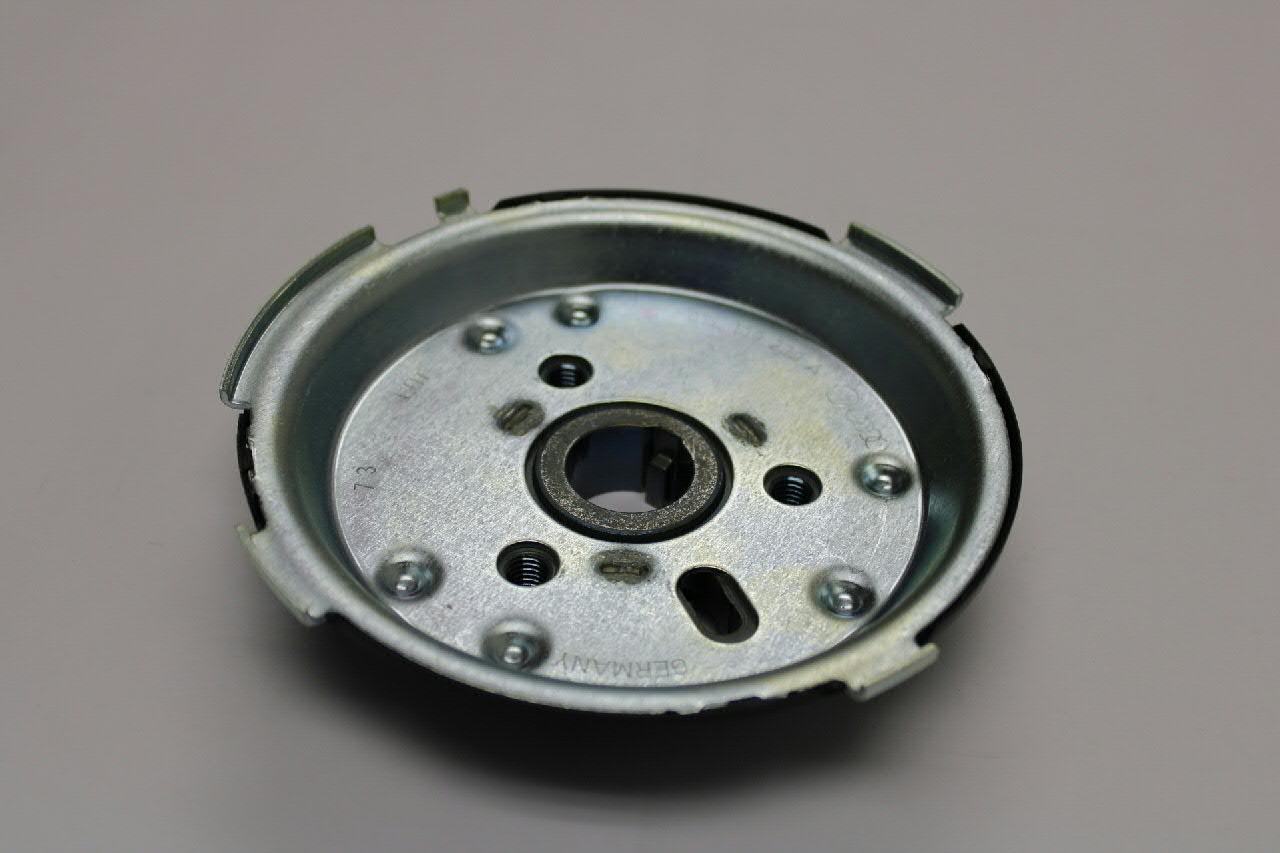 03L109236 VAG Brida del engranaje del árbol de levas