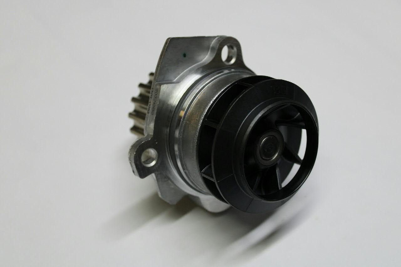 Comprar 03L121011Q VAG Bomba de agua para motor