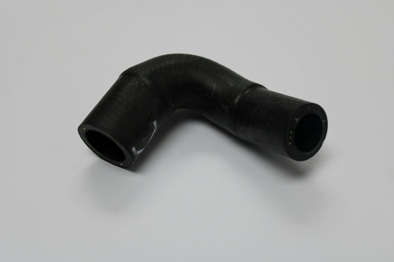 Manguito de líquido refrigerante VAG 03L121096D precio, desde 6,56 EUR