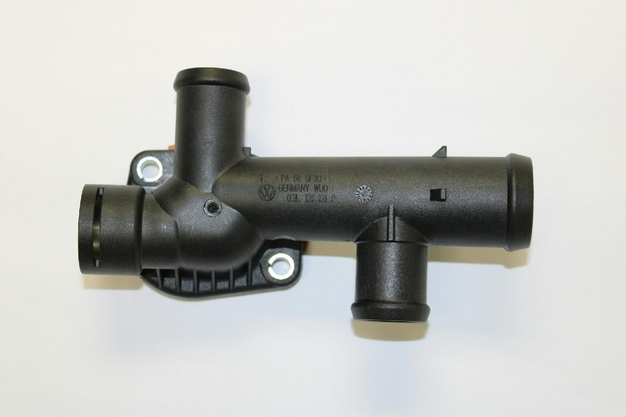 Brida del sistema de refrigeración (triple unión) 03L121132P VAG