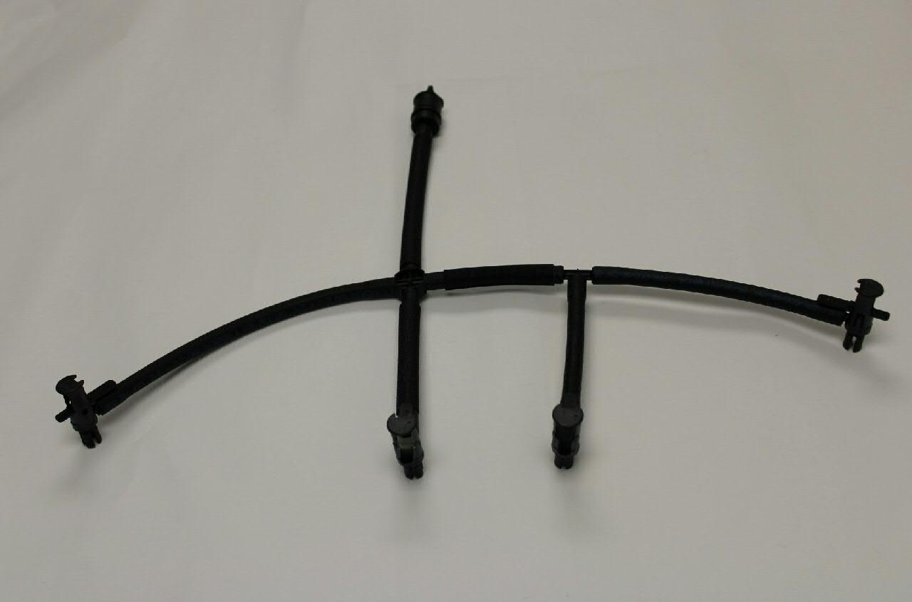 Tubería de retorno de combustible de los inyectores VAG 03L130235AJ precio, desde 41,68 EUR