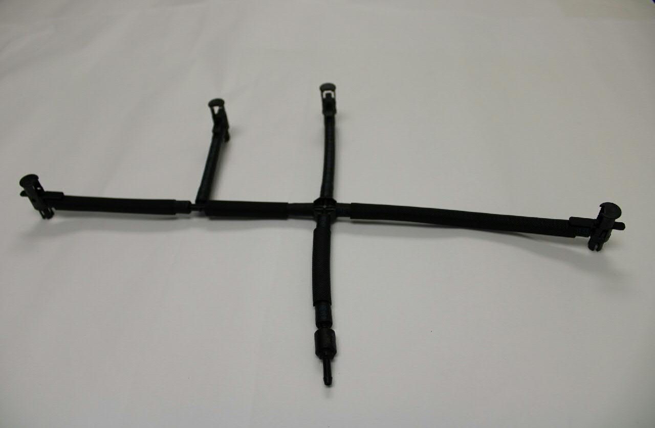 Tubería de retorno de combustible de los inyectores VAG 03L130235M precio, desde 35,53 EUR