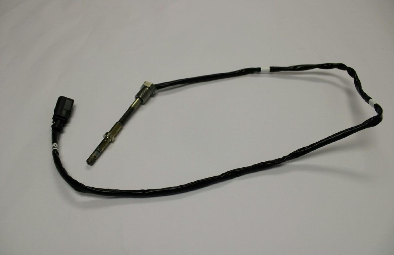 03L906088CQ VAG Sensor de temperatura de gases de escape antes de la turbina
