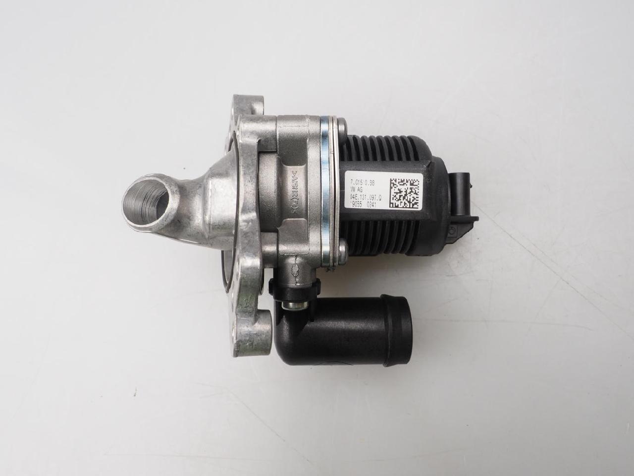 Comprar Válvula EGR de recirculación de gases Volkswagen Jetta VII BU3, BU4 a bajo precio