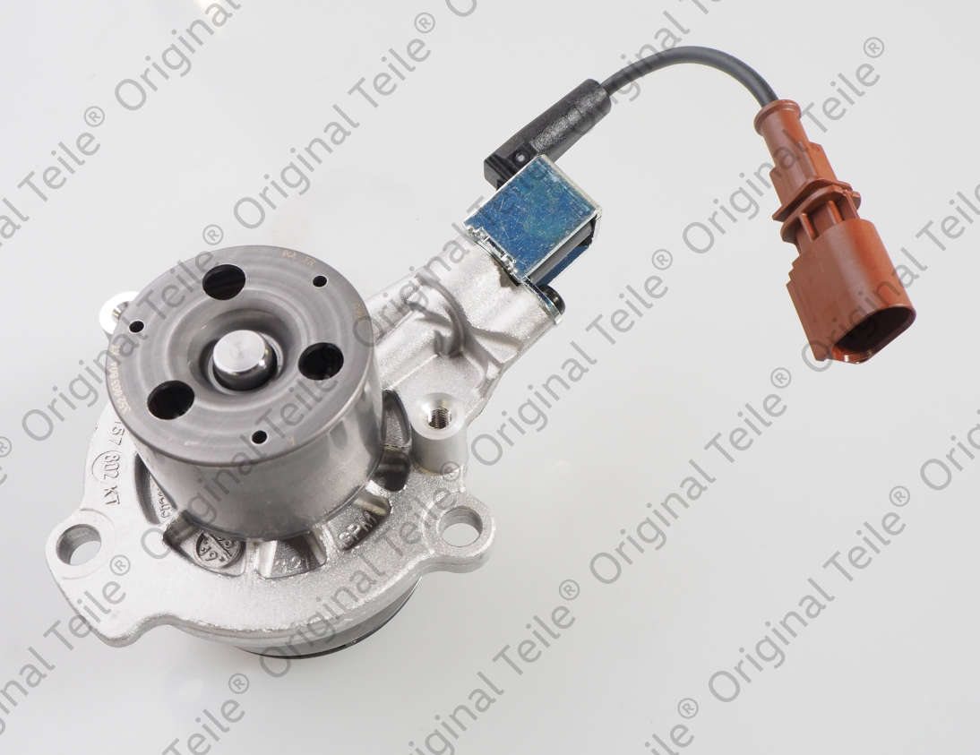 04L121011P VAG Bomba refrigerante coche