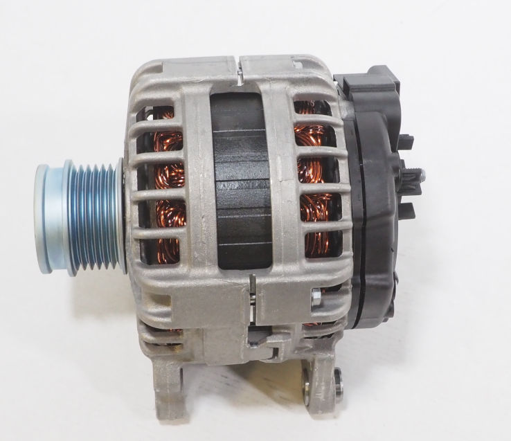 05E903026L VAG Alternador de coche