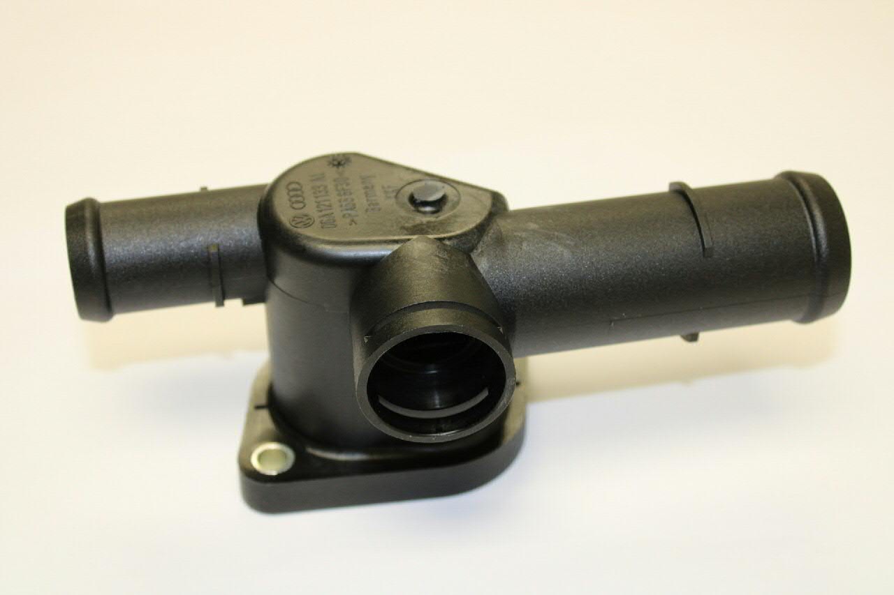 06A121132AG VAG Brida del sistema de refrigeración (triple unión)