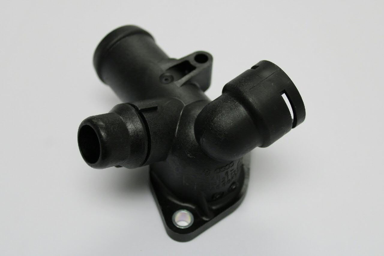 06B121132D VAG Brida del sistema de refrigeración (triple unión)
