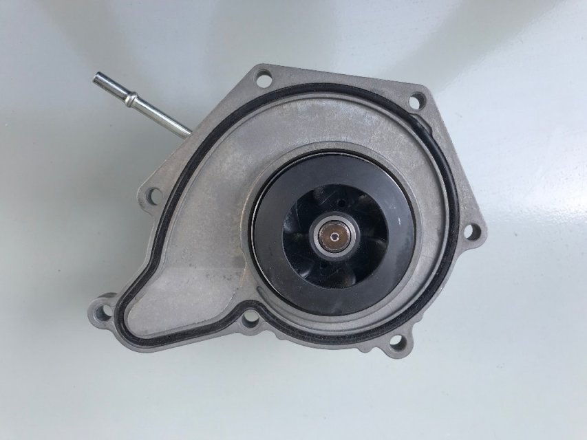 Motor de agua VAG 06E121018H
