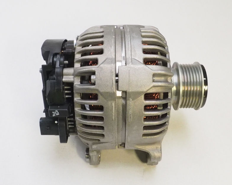 06F903023F VAG Alternador de coche
