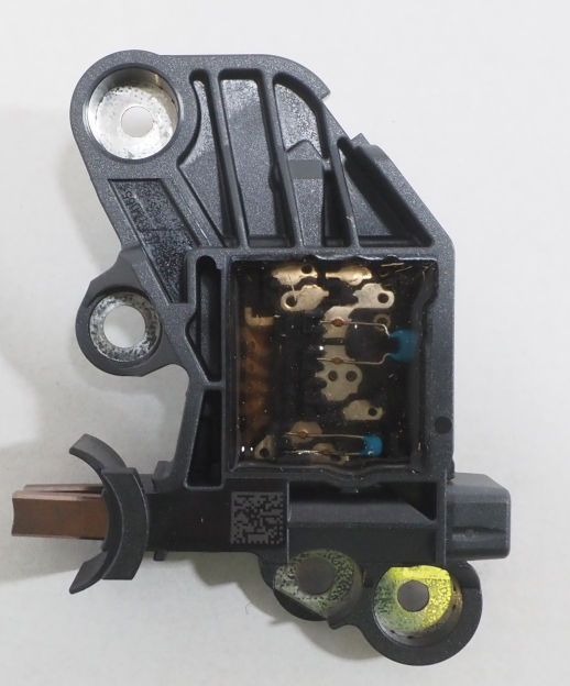 Regulador del voltaje para Audi A4  (8WH, 8WJ)