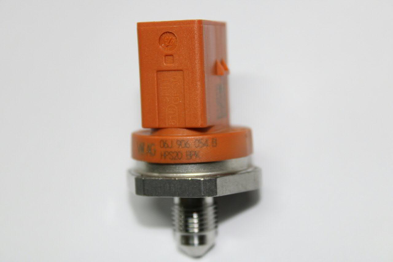 Sensor de presión de combustible VAG 06J906054B precio, desde 61,35 EUR