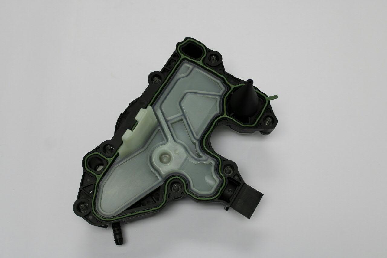 Separador de aceite del sistema de ventilación del cárter VAG 06K103495BM precio, desde 48,73 EUR