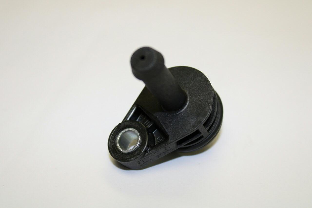 Brida del sistema de refrigeración (triple unión) VAG 06K121143 precio, desde 5,00 EUR