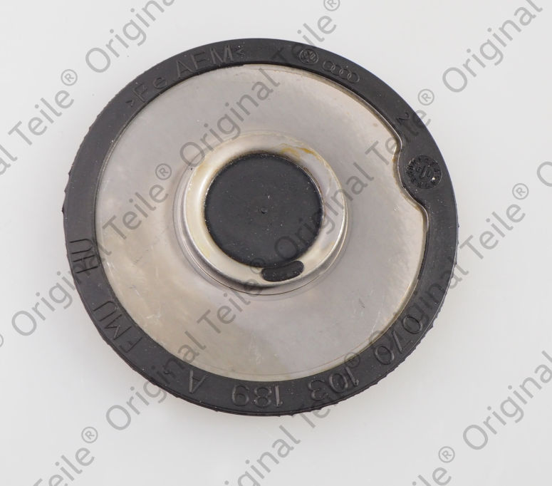 070103189A VAG Tapa de bloque motor