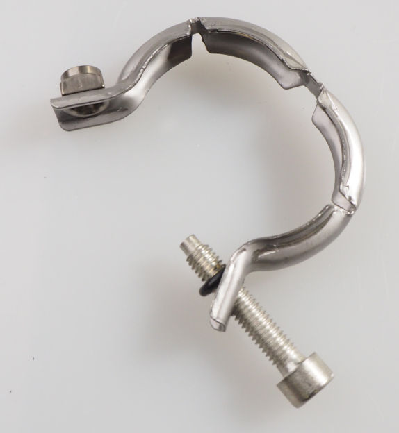 070131548C VAG Abrazadera delantera del silenciador