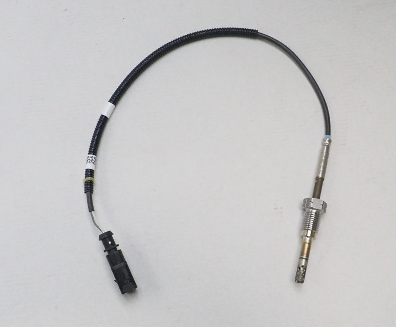 070906088AC VAG Sensor de temperatura de gases de escape antes de la turbina