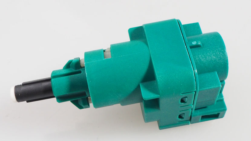 Interruptor de luz de freno VAG 1C0945511ARDW precio, desde 8,48 EUR